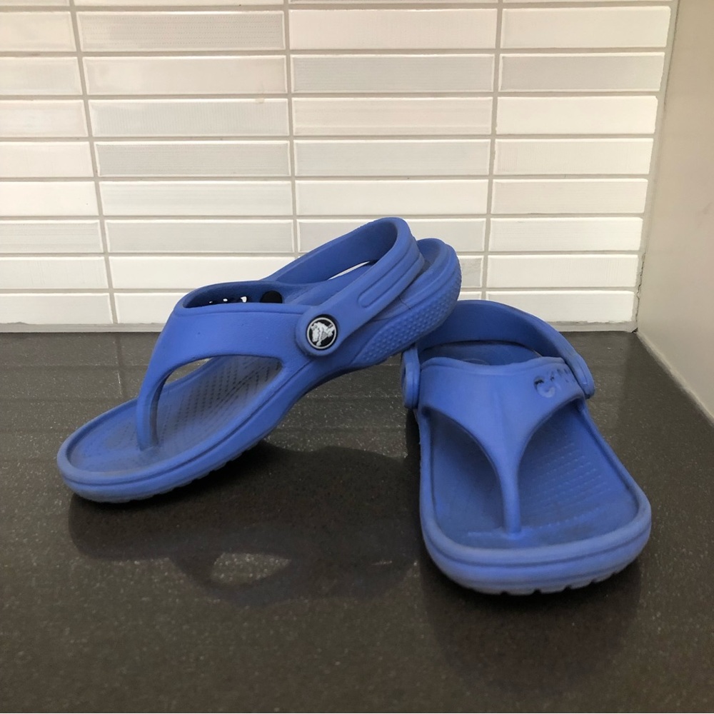 CROCS kids flip flops